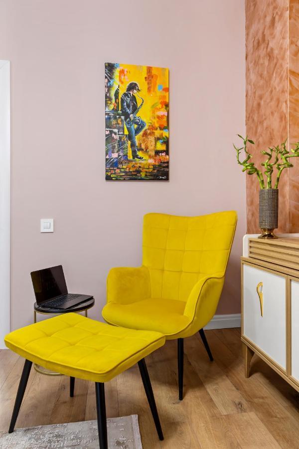 Coquet By Art City Bukares Bagian luar foto