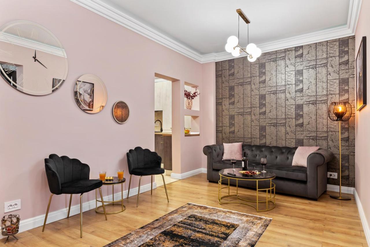 Coquet By Art City Bukares Bagian luar foto